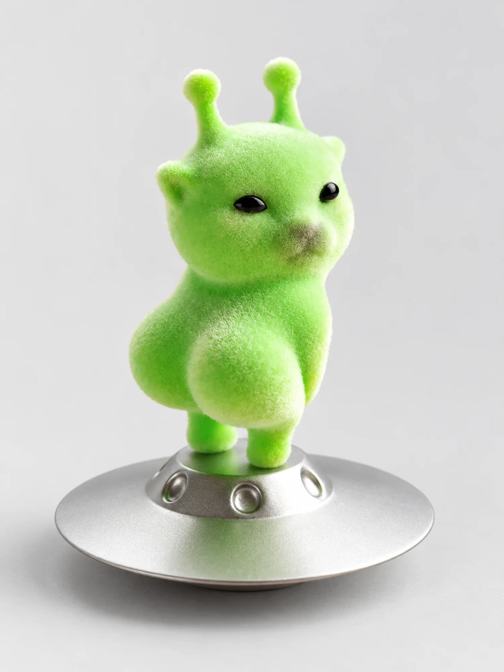 Fuzzy Alien Cat UFO Desk Toy – Funny Meme Figurine