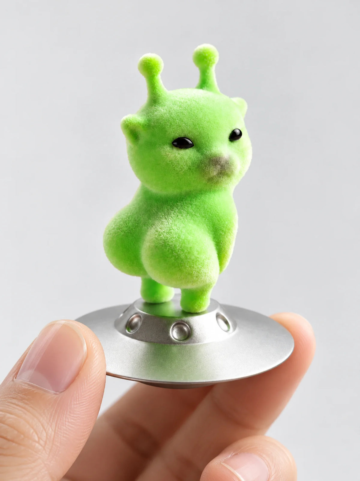 Fuzzy Alien Cat UFO Desk Toy – Funny Meme Figurine