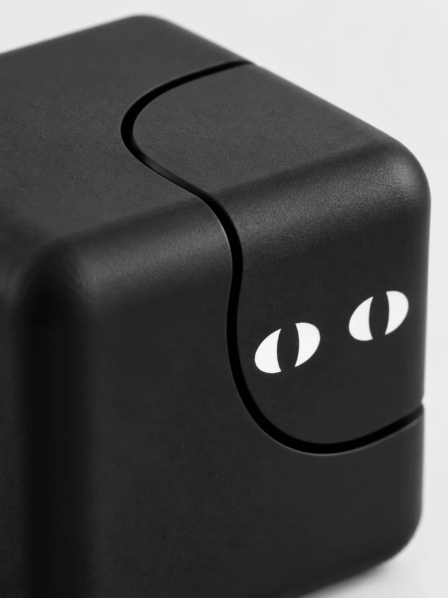 Minimal Black Cube Fidget Spinner Toy – EDC Rotating Stress Relief Cube
